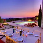 فيلة Nautilos Ideales Mousata